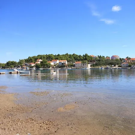 House With A Parking Space Lumbarda, Korcula - 15165 בית נופש *