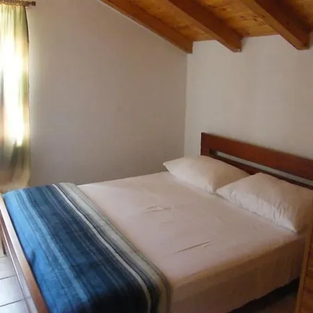 別荘 House With A Parking Space Lumbarda, Korcula - 15165 ルンバルダ