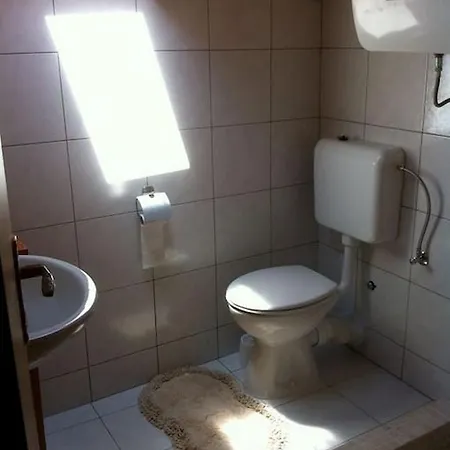 House With A Parking Space Lumbarda, Korcula - 15165 * ルンバルダ